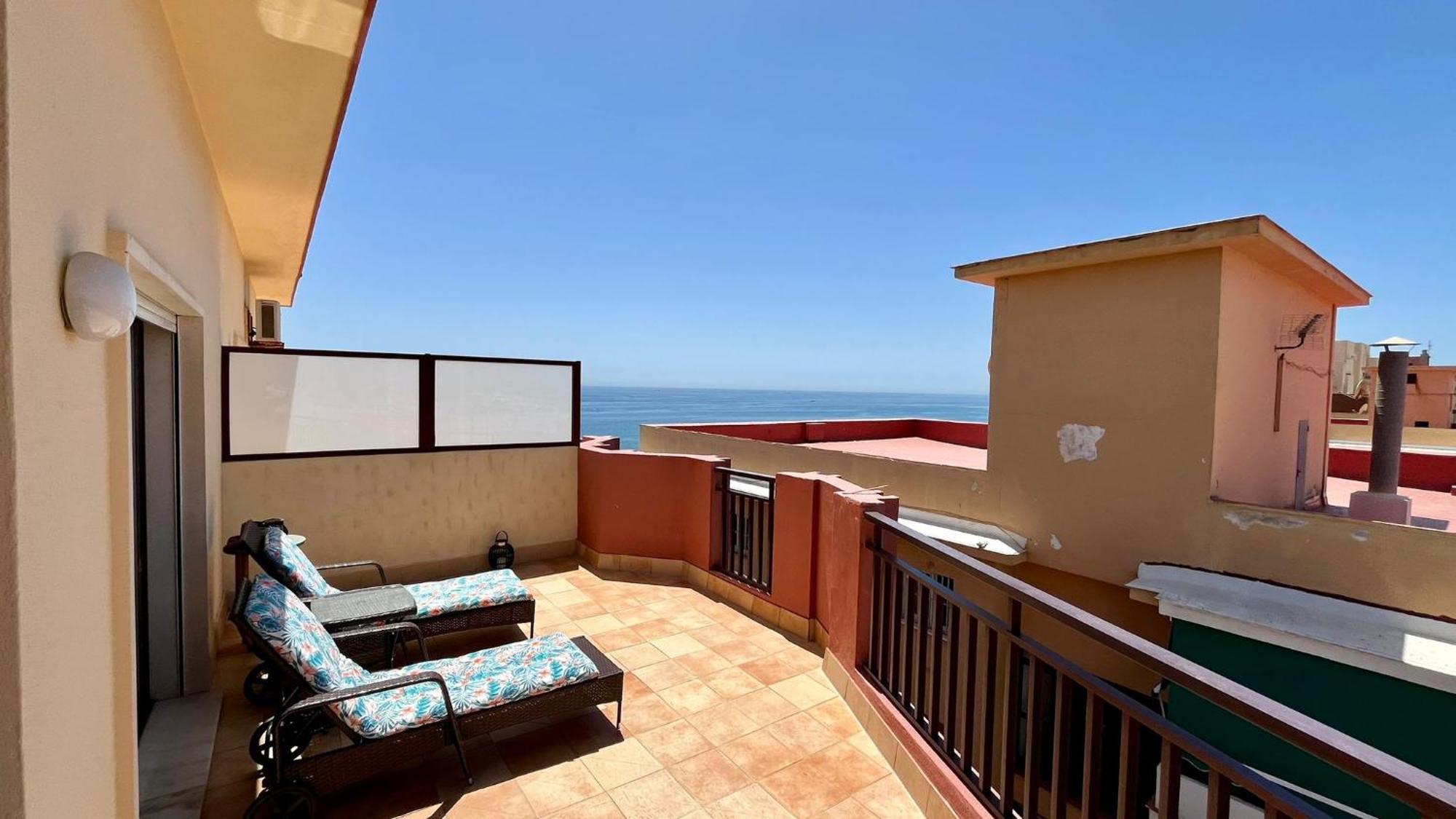Atico En Yate Iv, Primera Linea Playa Apartment Fuengirola Exterior photo