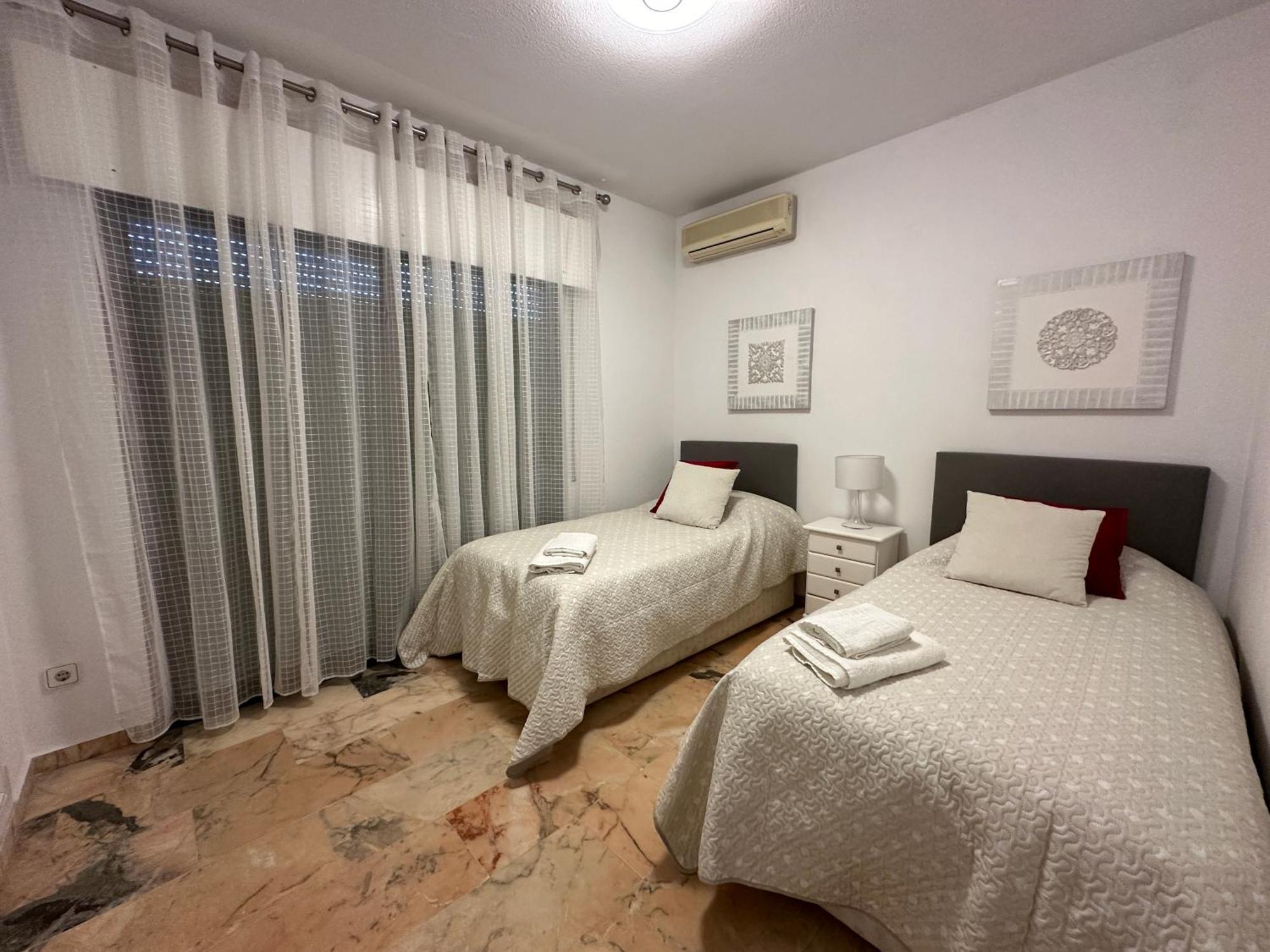 Atico En Yate Iv, Primera Linea Playa Apartment Fuengirola Exterior photo